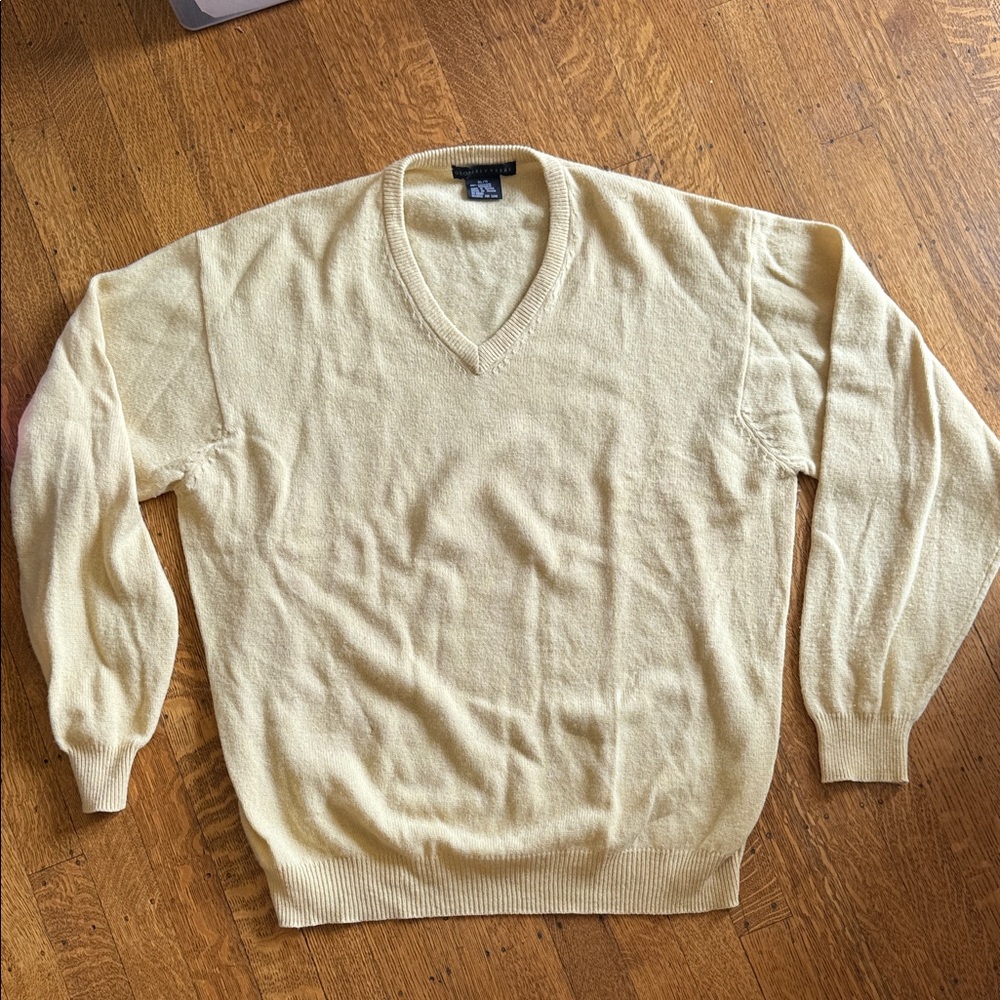 Vintage Classic V-Neck Oversized Sweater - Butter Yellow
